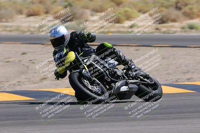 media/Oct-01-2023-SoCal Trackdays (Sun) [[4c570cc352]]/Turn 16 (120pm)/